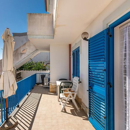 Casa Vacanze 21 Aprile - T Calasetta Εξωτερικό φωτογραφία