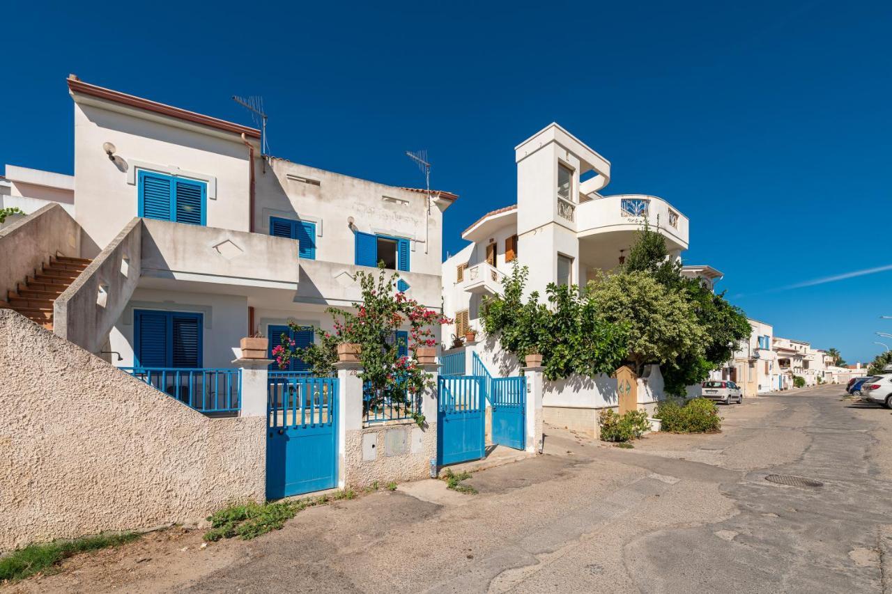 Casa Vacanze 21 Aprile - T Calasetta Εξωτερικό φωτογραφία