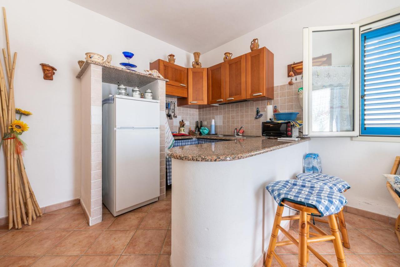 Casa Vacanze 21 Aprile - T Calasetta Εξωτερικό φωτογραφία
