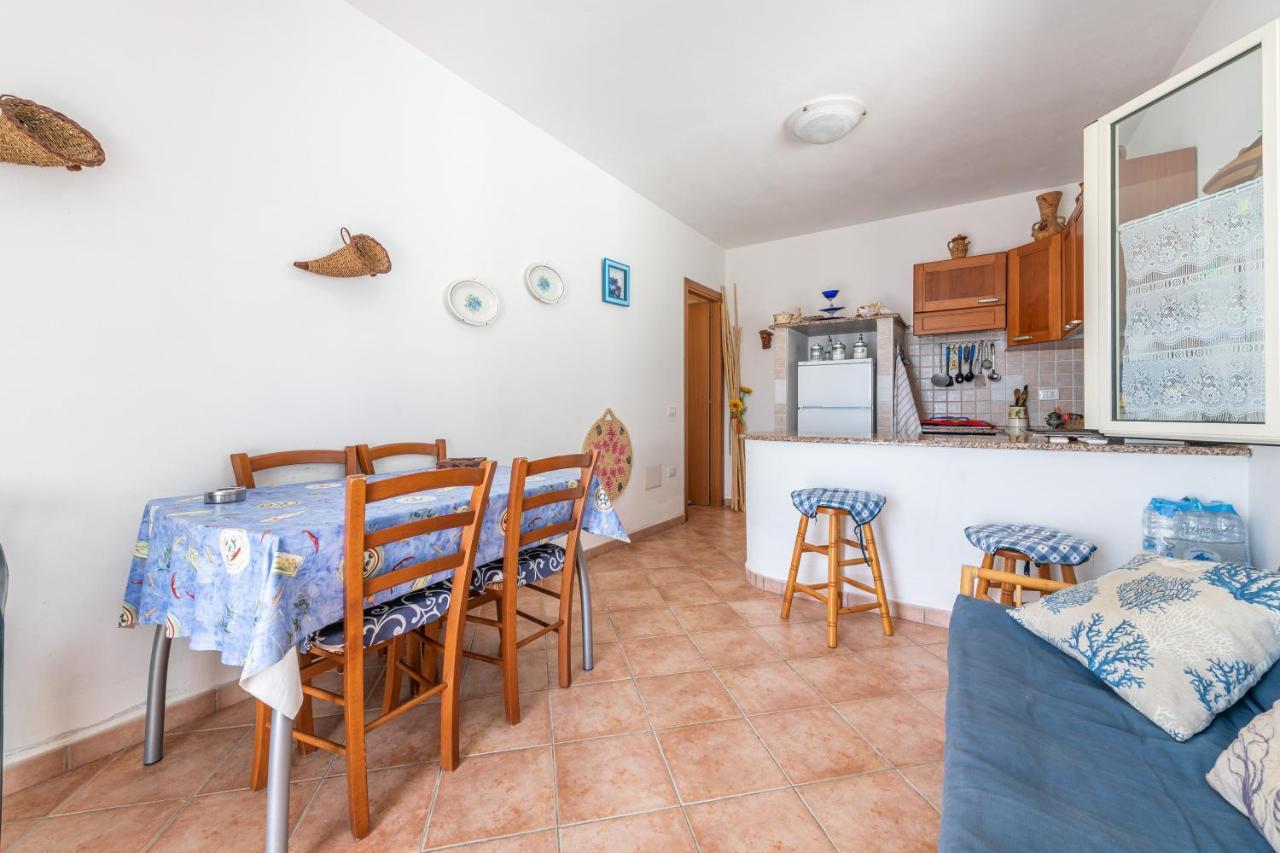 Casa Vacanze 21 Aprile - T Calasetta Εξωτερικό φωτογραφία