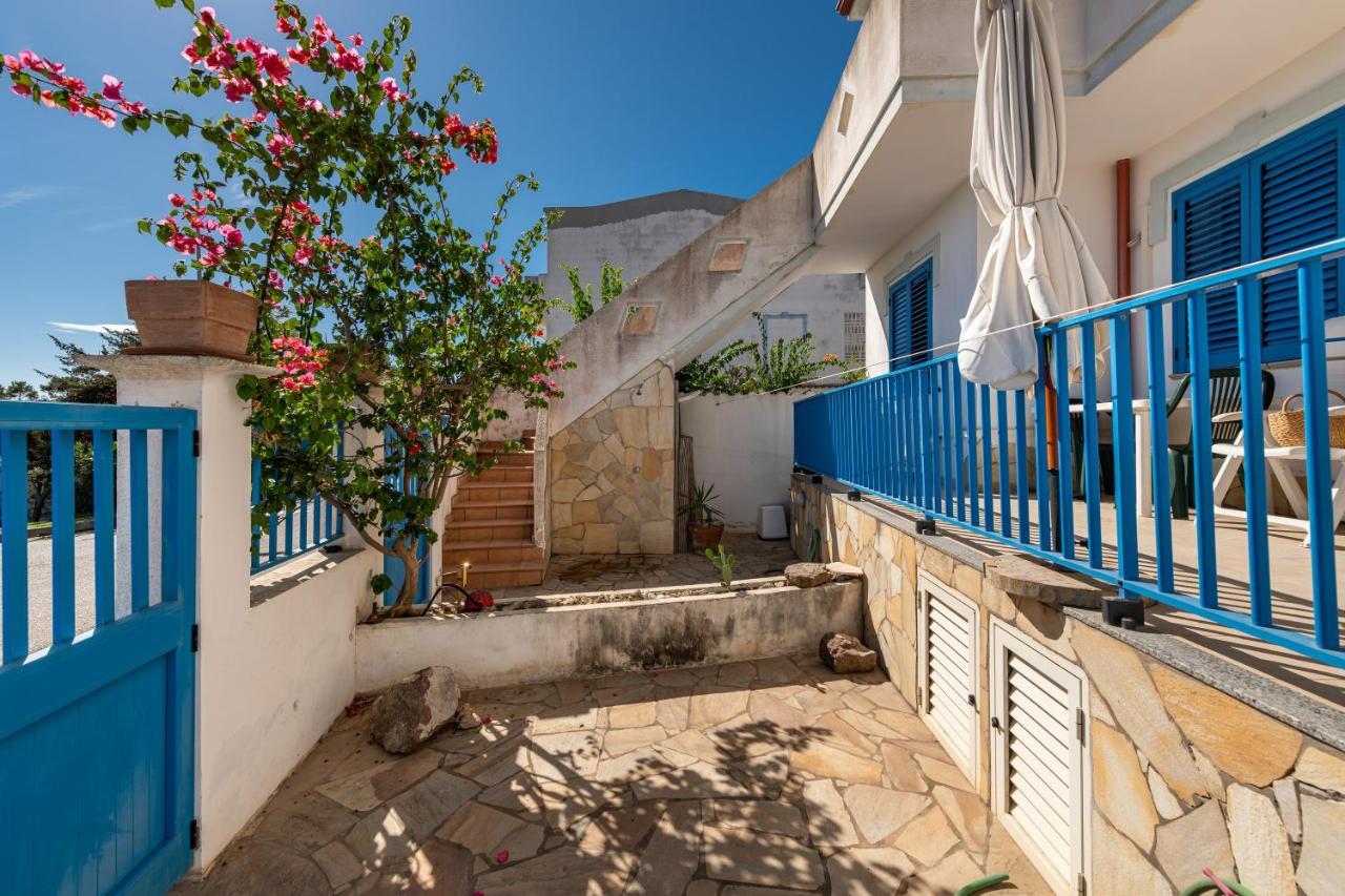 Casa Vacanze 21 Aprile - T Calasetta Εξωτερικό φωτογραφία
